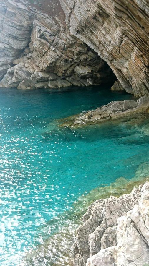 شقة Petrovac Bay Monte المظهر الخارجي الصورة